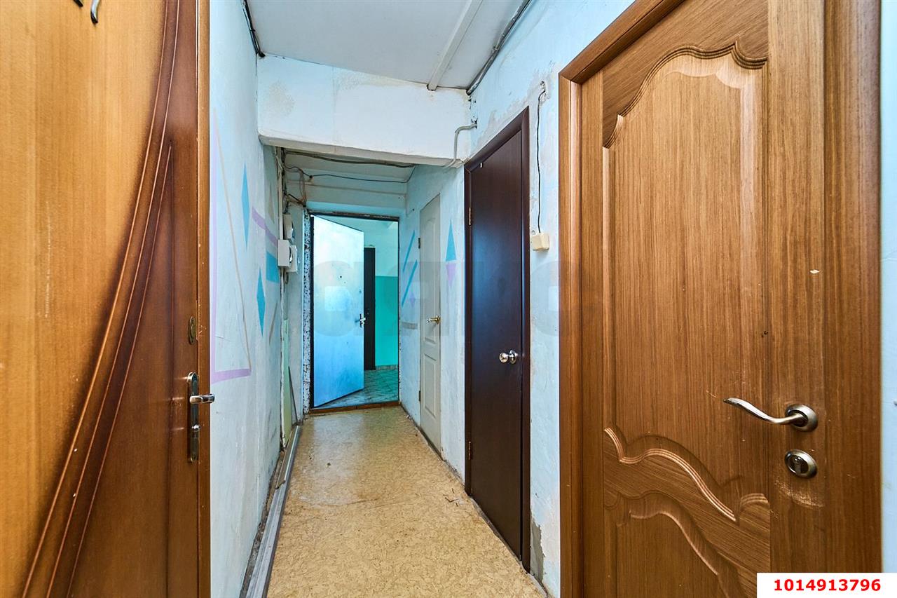 Фото №12: 3-комнатная квартира 41&nbsp;м², 4/5&nbsp;эт. - Российский, мкр. Прикубанский внутригородской округ, ул. имени В.М. Комарова, 19