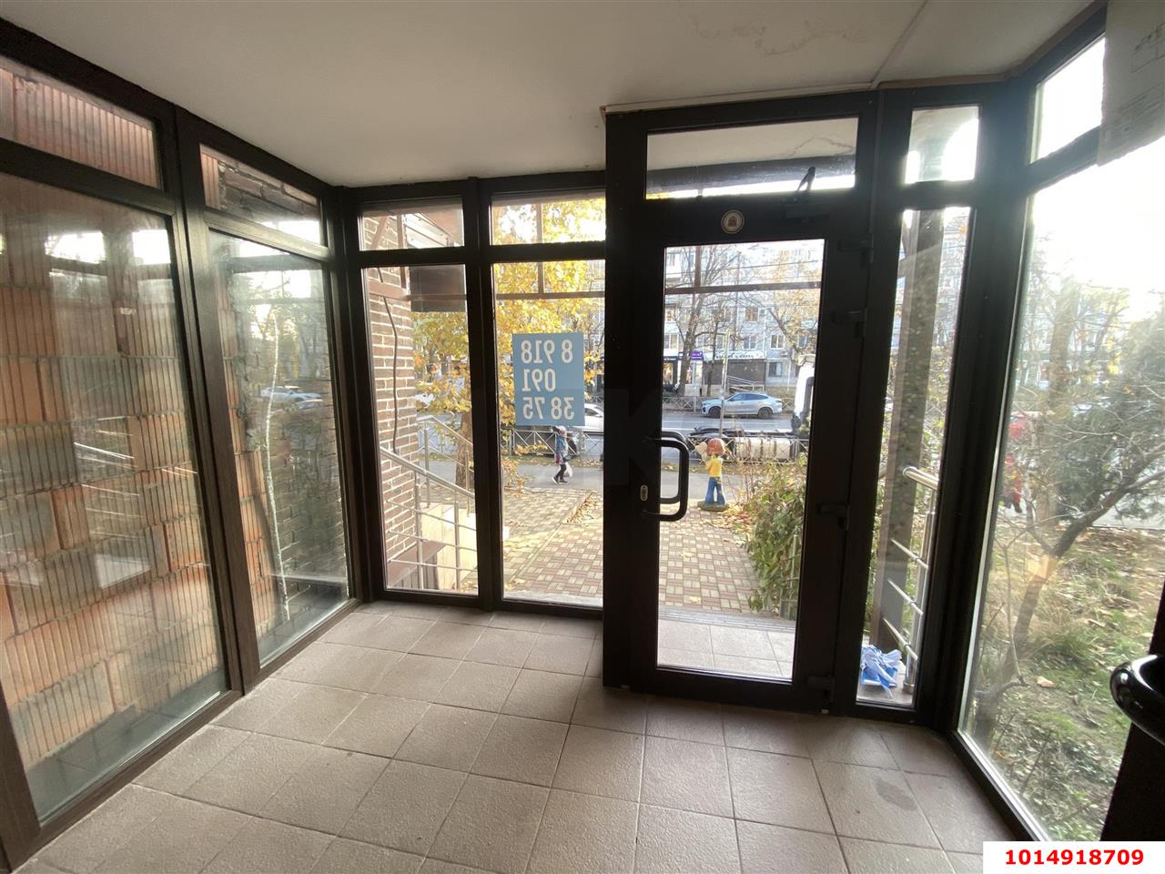 Фото №8: Торговое помещение 64&nbsp;м², 1/5&nbsp;эт. - Краснодар, Прикубанский внутригородской округ, мкр. Фестивальный, ул. Атарбекова, 9
