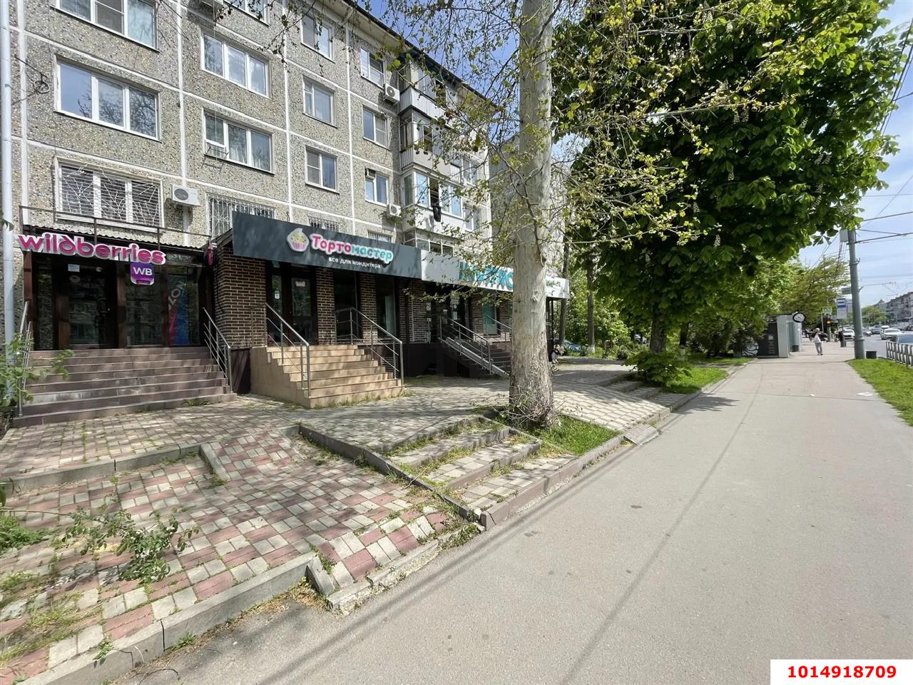 Фото №2: Торговое помещение 64&nbsp;м², 1/5&nbsp;эт. - Краснодар, Прикубанский внутригородской округ, мкр. Фестивальный, ул. Атарбекова, 9