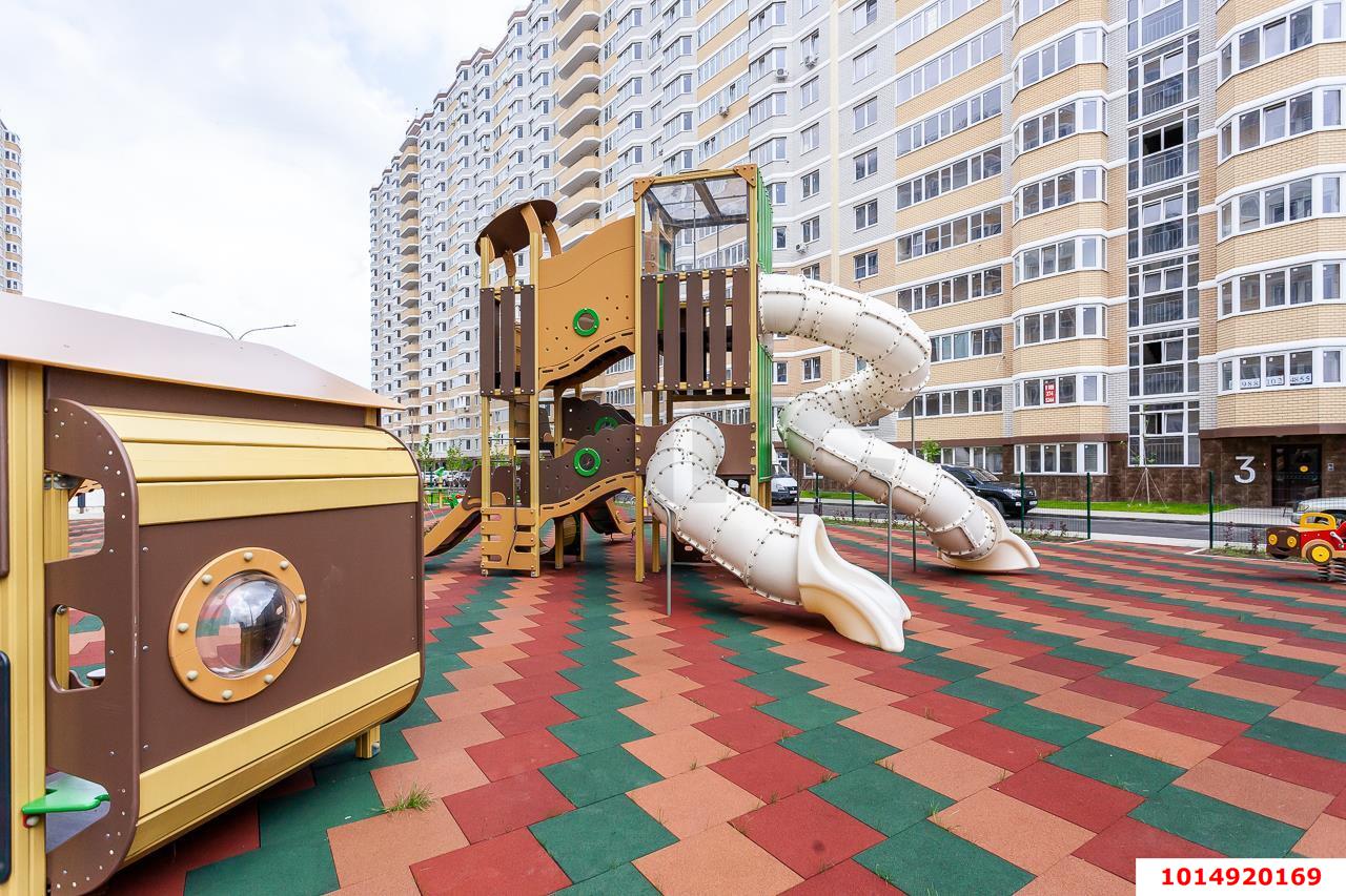 Фото №2: 1-комнатная квартира 37&nbsp;м², 18/19&nbsp;эт. - Краснодар, Прикубанский внутригородской округ, Славянский, мкр. Светлоград, ул. Красных Партизан, 1/4к15