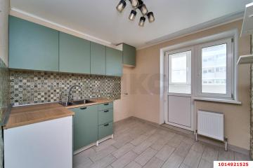 Фото №1: 2-комнатная квартира 56 м², 13/17 эт. - Краснодар, мкр. ЖК Три Кита, ул. Московская, 131к3