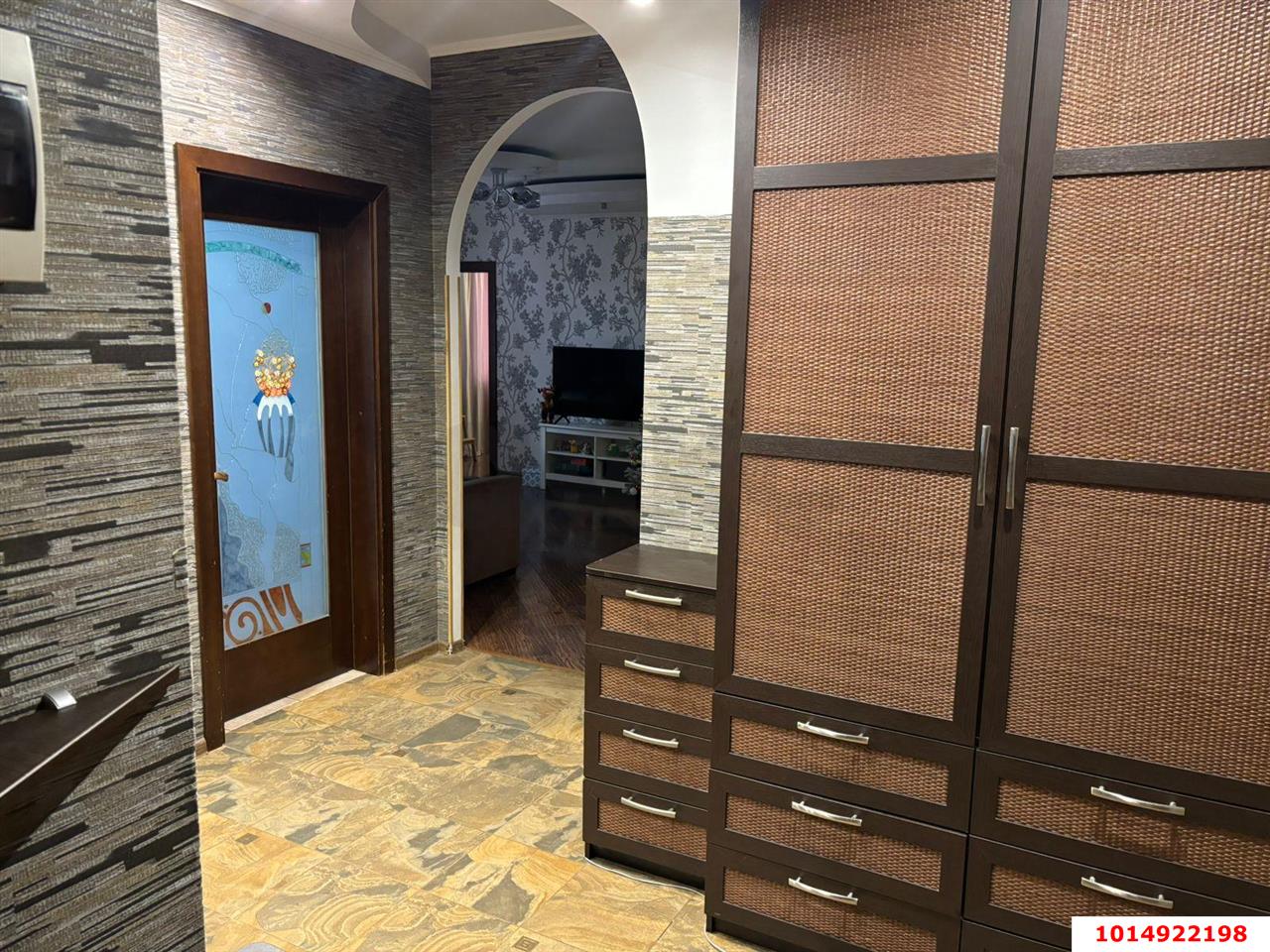 Фото №2: 3-комнатная квартира 73&nbsp;м², 2/4&nbsp;эт. - Краснодар, Карасунский внутригородской округ, ж/м Пашковский, ул. Фадеева, 29