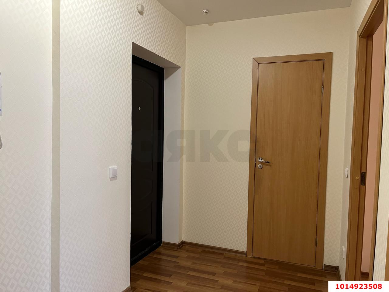 Фото №5: 1-комнатная квартира 42&nbsp;м², 5/16&nbsp;эт. - Краснодар, Западный внутригородской округ, Кожзавод, мкр. Военный городок № 1, ул. имени Калинина, 350/7