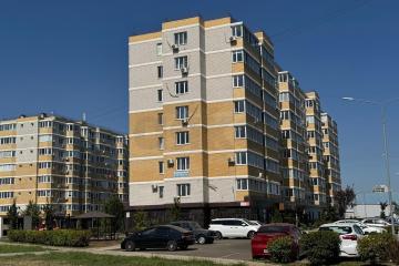 Фото №1: Торговое помещение 71 м², 1/8 эт. - Краснодар, мкр. Славянский, ул. Красных Партизан, 1/4к21