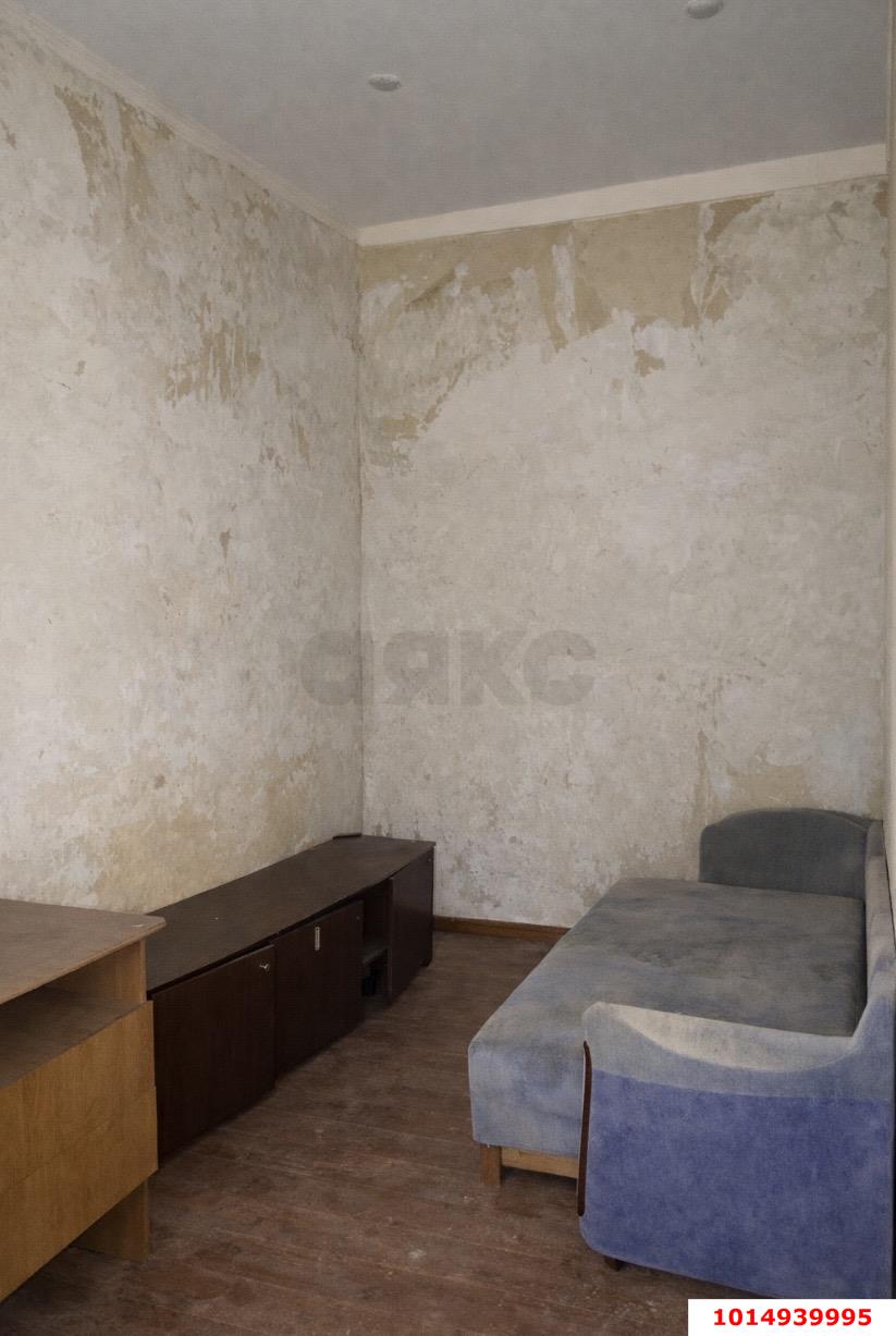 Фото №3: 2-комнатная квартира 34&nbsp;м², 1/1&nbsp;эт. - Краснодар, Центральный внутригородской округ, мкр. Центральный, ул. Митрофана Седина, 98