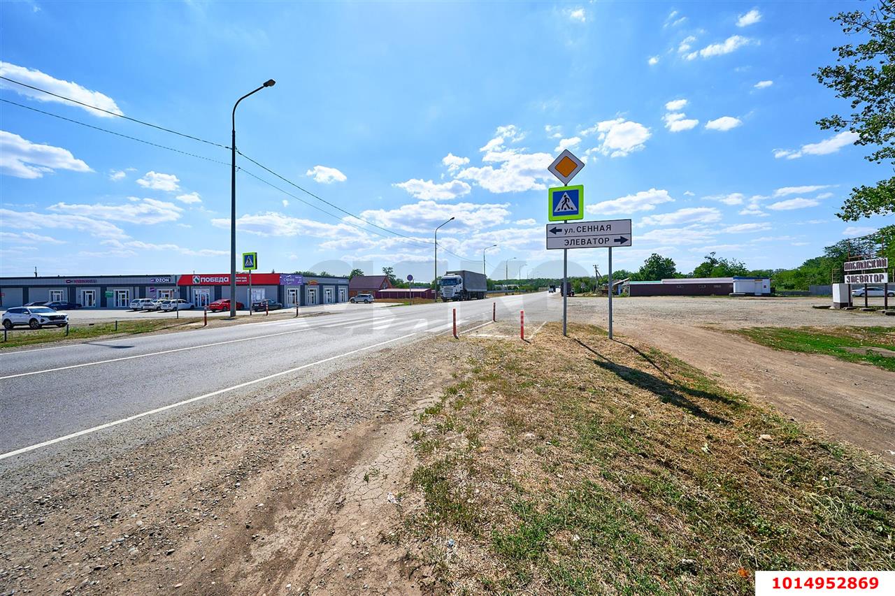 Фото №3: Торговое помещение 84&nbsp;м², 1/1&nbsp;эт. - Новоминская, пер. Запорожский, 15А
