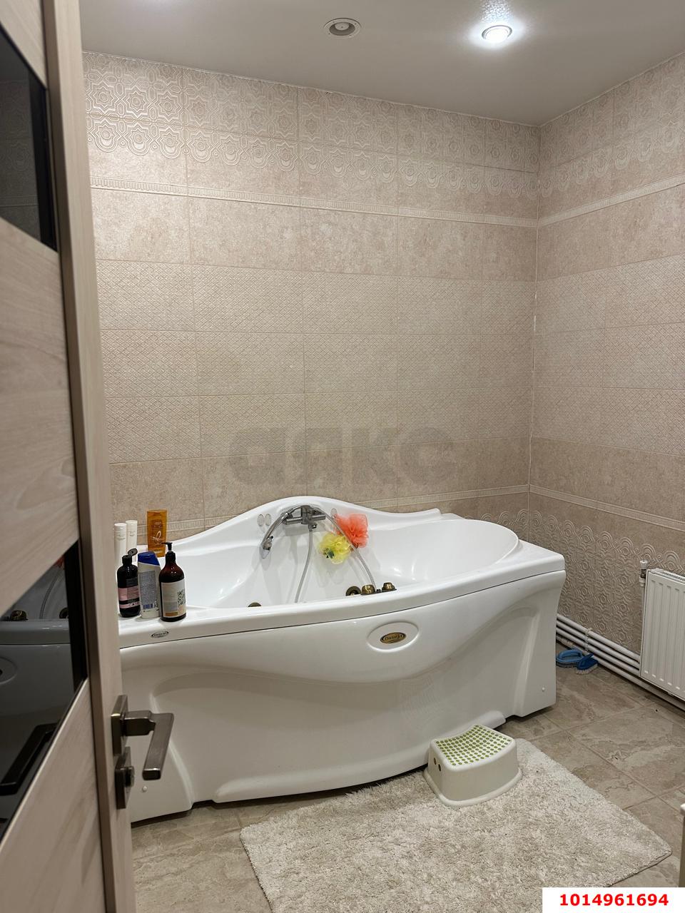 Фото №8: Дом 220&nbsp;м² + 10&nbsp;сот., 2&nbsp;эт. - Новый Сад, ул. Садовая, 3