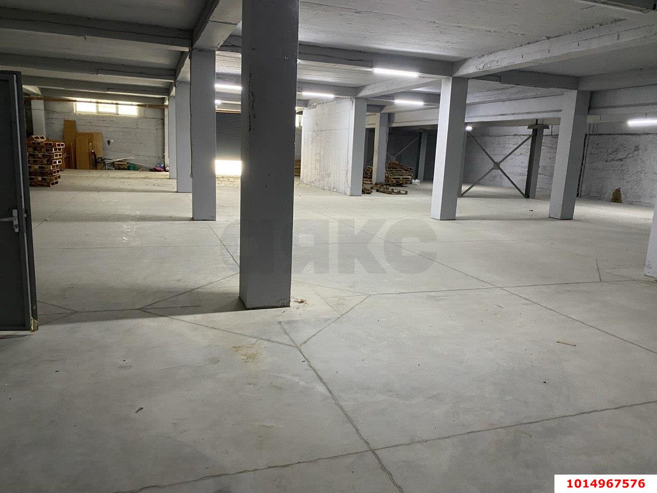 Фото №4: Отдельное здание 1463&nbsp;м², 1&nbsp;эт. - Апшеронск, ул. Щорса, 1А