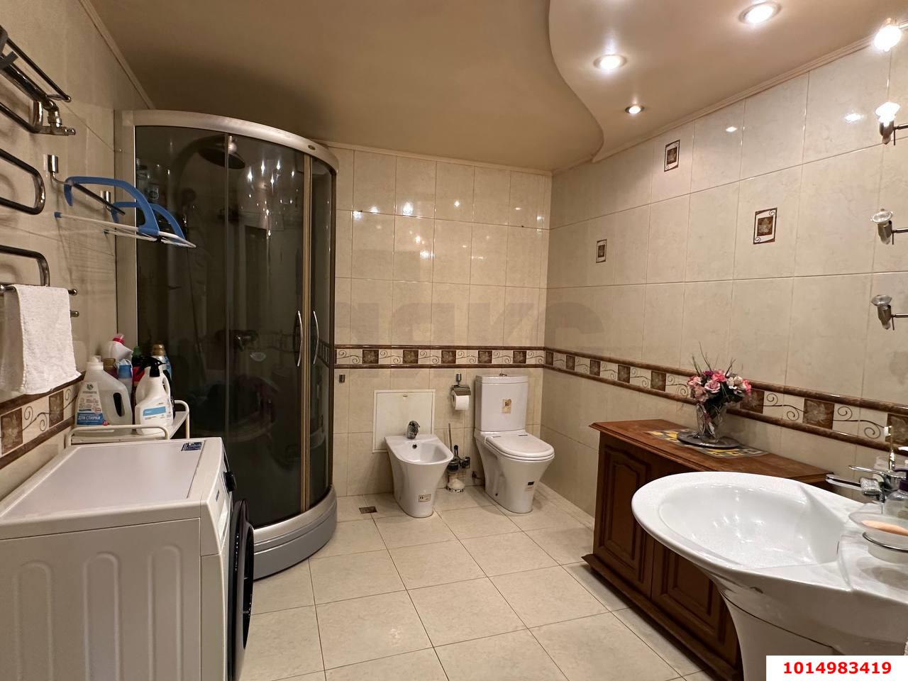 Фото №10: 2-комнатная квартира 80&nbsp;м², 9/9&nbsp;эт. - Краснодар, Западный внутригородской округ, мкр. Сельскохозяйственный Институт, ул. Алма-Атинская, 148