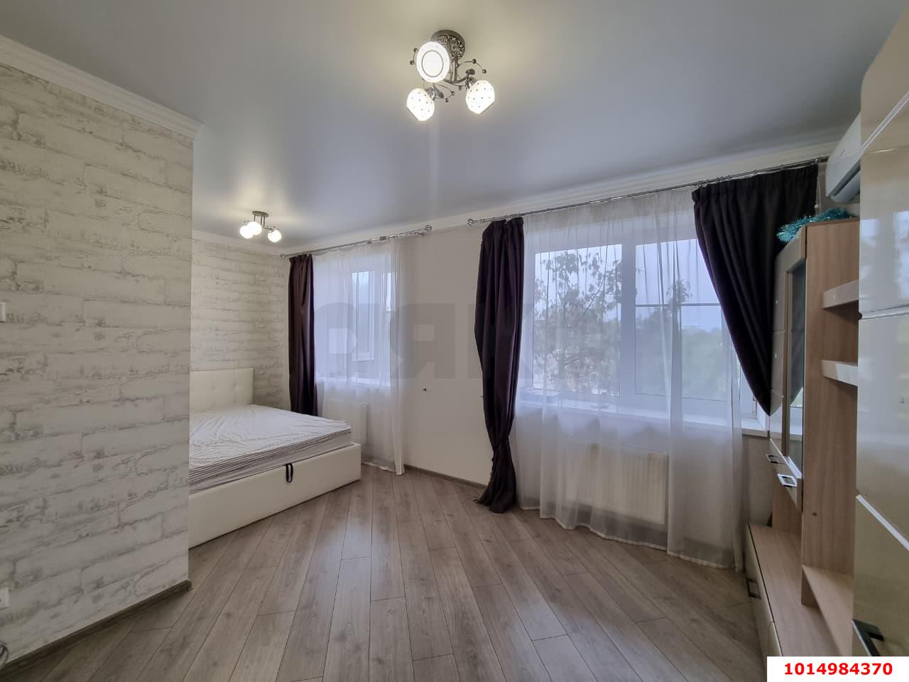 Фото №9: 3-комнатная квартира 130&nbsp;м², 4/4&nbsp;эт. - Краснодар, Карасунский внутригородской округ, ж/м Пашковский, ул. Максима Горького, 78