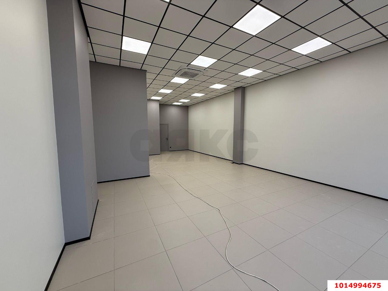 Фото №5: Торговое помещение 67&nbsp;м², 1/3&nbsp;эт. - Новороссийск, Приморский, мкр. жилой комплекс Испанская Деревня Сан Педро, ул. Анапское шоссе, 51Гк1