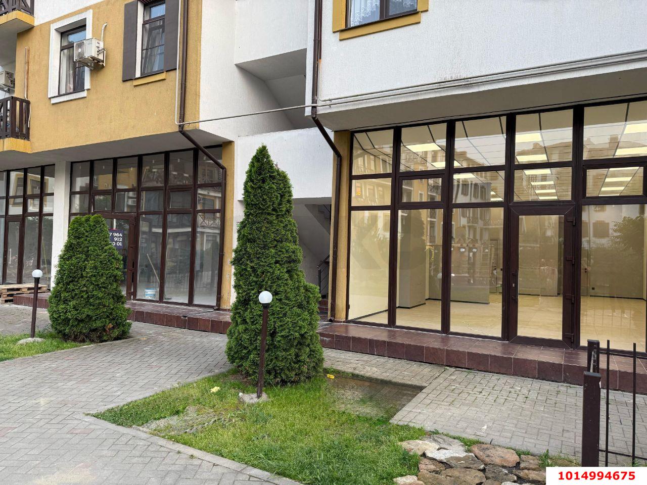 Фото №1: Торговое помещение 67&nbsp;м², 1/3&nbsp;эт. - Новороссийск, Приморский, мкр. жилой комплекс Испанская Деревня Сан Педро, ул. Анапское шоссе, 51Гк1