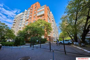 Фото №1: 3-комнатная квартира 118&nbsp;м², 10/10&nbsp;эт. - Краснодар, мкр. Западный внутригородской округ, ул. Красных Партизан, 248