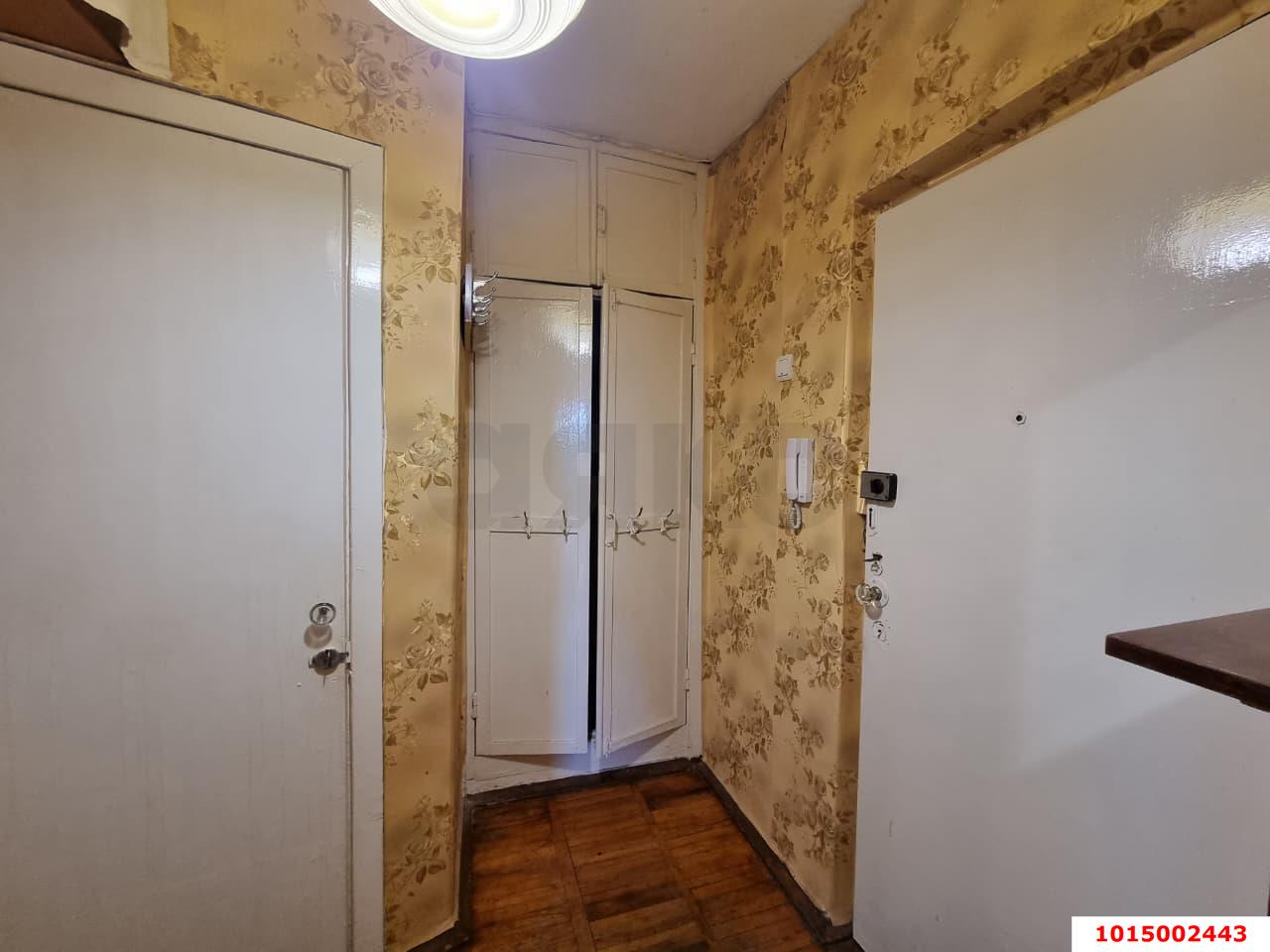 Фото №6: 2-комнатная квартира 36&nbsp;м², 5/5&nbsp;эт. - Краснодар, Прикубанский внутригородской округ, мкр. Славянский, ул. Азовская, 13