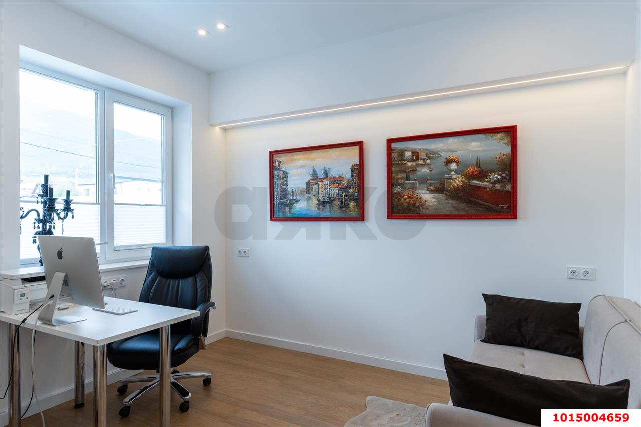 Фото №41: Дом 182&nbsp;м² + 4.6&nbsp;сот., 2&nbsp;эт. - Геленджик, ул. Розы Люксембург, 46