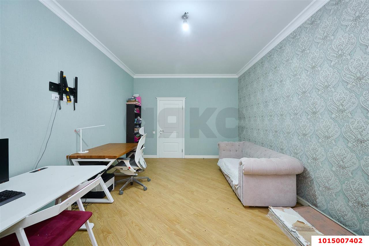Фото №13: 3-комнатная квартира 140&nbsp;м², 1/16&nbsp;эт. - Краснодар, Прикубанский внутригородской округ, 40 лет Победы, мкр. жилой комплекс Симфония, ул. Российская, 72/2