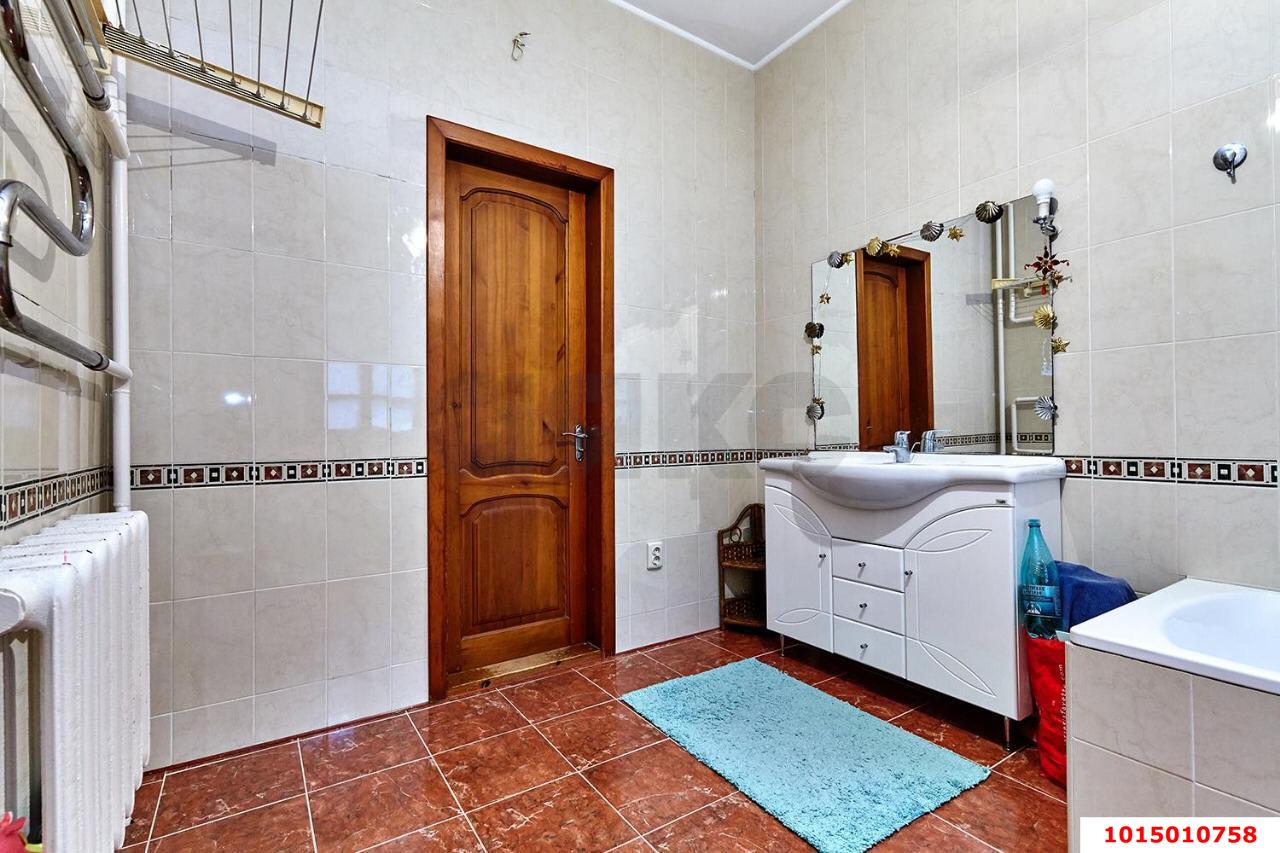 Фото №5: Дом 126&nbsp;м² + 6&nbsp;сот., 2&nbsp;эт. - Краснодар, мкр. Западный внутригородской округ, пр-д Ватутина, 50/1