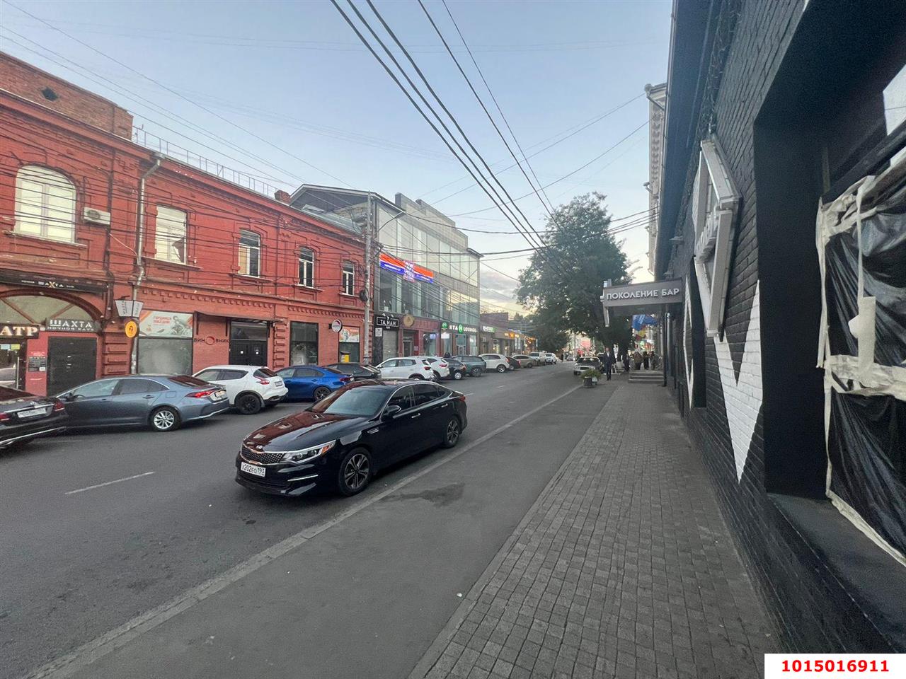 Фото №2: Торговое помещение 300&nbsp;м², 1/2&nbsp;эт. - Краснодар, Центральный внутригородской округ, мкр. Центральный, ул. Красноармейская, 64/1