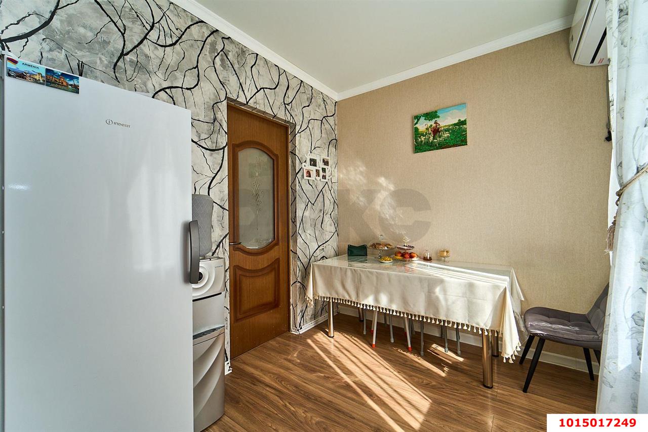 Фото №3: 2-комнатная квартира 75&nbsp;м², 1/8&nbsp;эт. - Краснодар, Прикубанский внутригородской округ, мкр. Восточно-Кругликовский, ул. Черкасская, 125