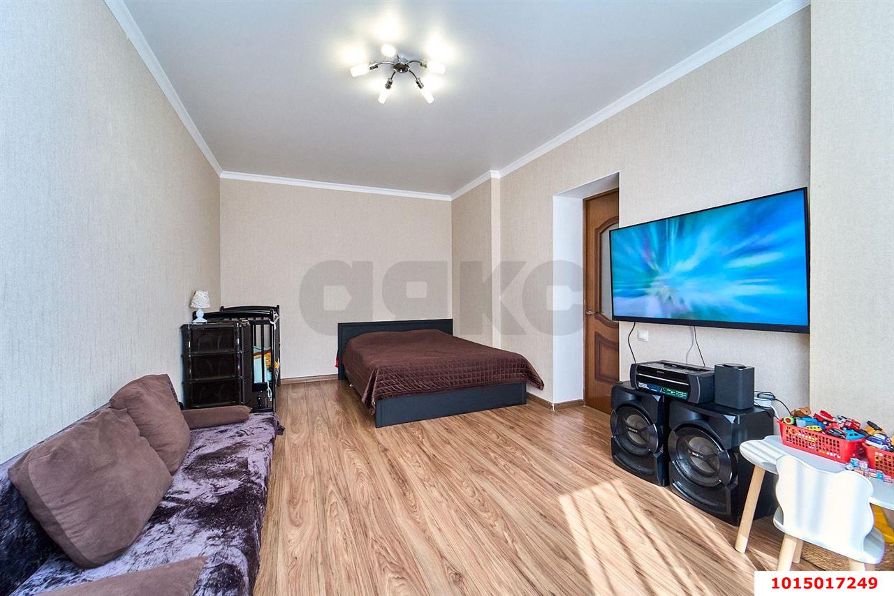 Фото №6: 2-комнатная квартира 75&nbsp;м², 1/8&nbsp;эт. - Краснодар, Прикубанский внутригородской округ, мкр. Восточно-Кругликовский, ул. Черкасская, 125