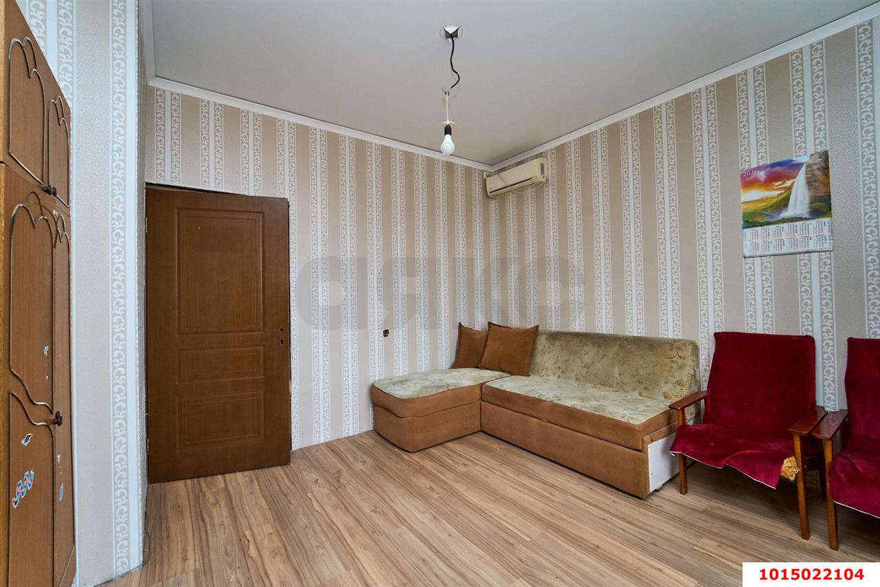 Фото №3: 2-комнатная квартира 41&nbsp;м², 5/5&nbsp;эт. - Краснодар, Центральный внутригородской округ, мкр. Центральный, ул. Митрофана Седина, 2