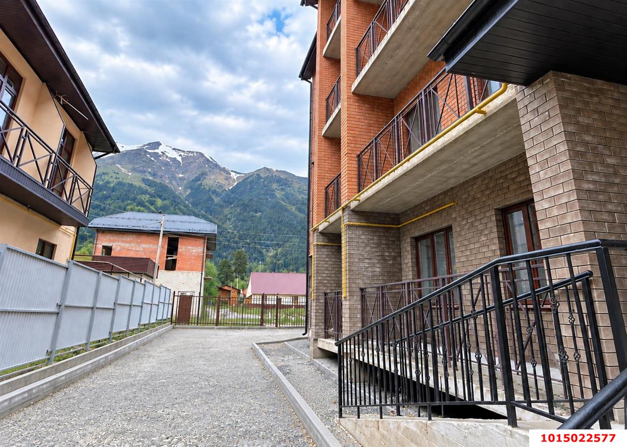 Фото №4: 1-комнатная квартира 50&nbsp;м², 3/4&nbsp;эт. - Архыз, ул. Береговая, 2В