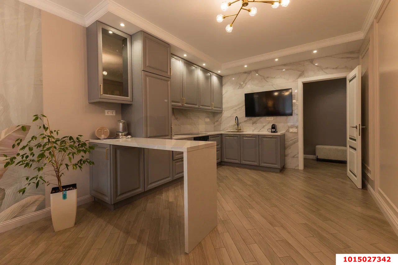 Фото №3: 2-комнатная квартира 71&nbsp;м², 2/22&nbsp;эт. - Краснодар, Прикубанский внутригородской округ, Круглик, мкр. Школьный, ул. Филатова, 19