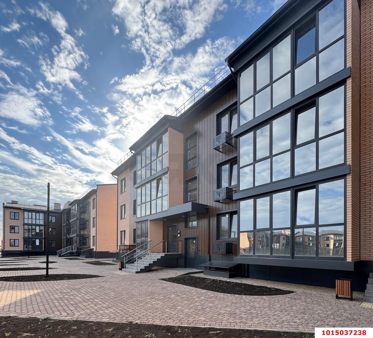 Фото №1: 2-комнатная квартира 62&nbsp;м², 2/3&nbsp;эт. - Берёзовый, Прикубанский внутригородской округ, Прогресс, жилой комплекс Прогресс, мкр. жилой комплекс Нова Вита, ул. имени А.Н. Лодыгина, 6к11