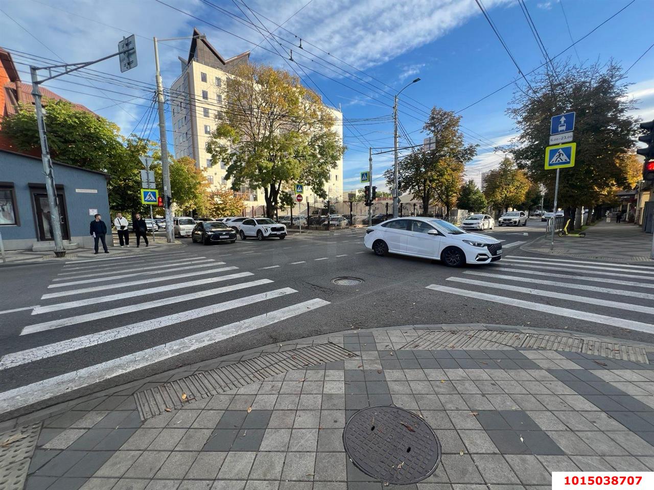 Фото №4: Торговое помещение 87&nbsp;м², 1/1&nbsp;эт. - Краснодар, Западный внутригородской округ, мкр. Центральный, ул. Октябрьская, 109/4