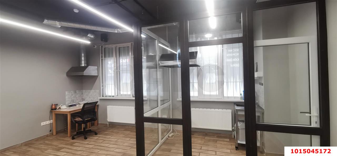 Фото №5: Торговое помещение 84&nbsp;м², 1/17&nbsp;эт. - Краснодар, Карасунский внутригородской округ, Черёмушки, мкр. ЖК Привилегия, ул. Селезнёва, 4/15к1