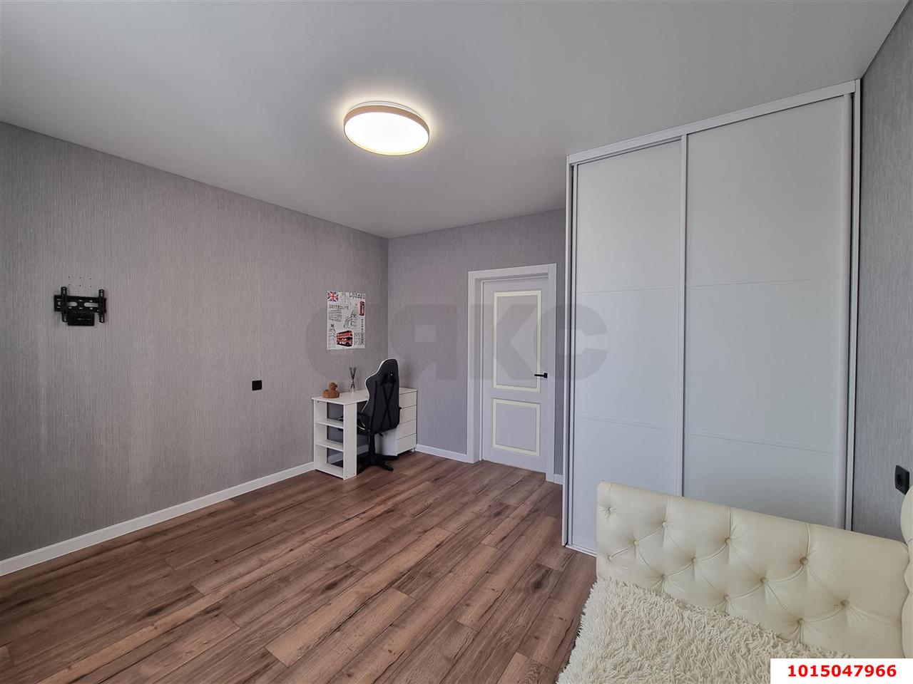 Фото №4: 3-комнатная квартира 90&nbsp;м², 12/16&nbsp;эт. - Краснодар, Западный внутригородской округ, мкр. Юбилейный, б-р Платановый, 2