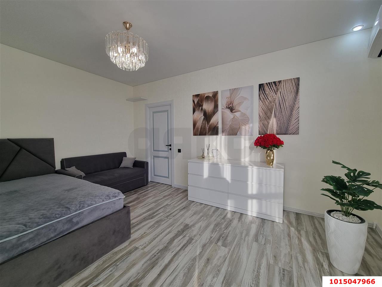 Фото №6: 3-комнатная квартира 90&nbsp;м², 12/16&nbsp;эт. - Краснодар, Западный внутригородской округ, мкр. Юбилейный, б-р Платановый, 2