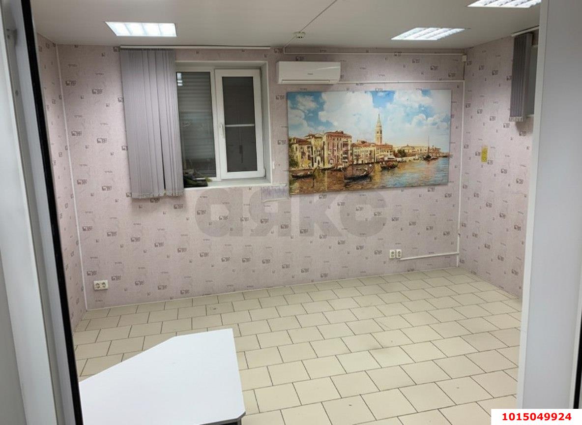 Фото №8: Торговое помещение 151&nbsp;м², 5&nbsp;эт. - Краснодар, Центральный внутригородской округ, мкр. Дубинка, ул. Озёрная, 19