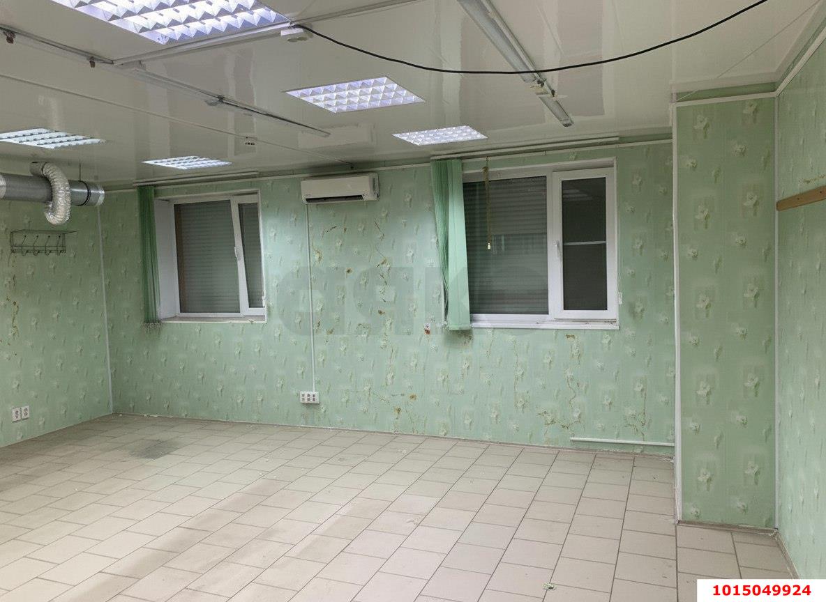 Фото №2: Торговое помещение 151&nbsp;м², 5&nbsp;эт. - Краснодар, Центральный внутригородской округ, мкр. Дубинка, ул. Озёрная, 19
