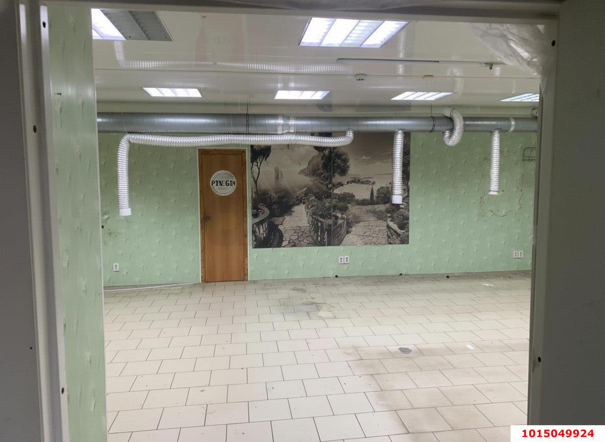 Фото №5: Торговое помещение 151&nbsp;м², 5&nbsp;эт. - Краснодар, Центральный внутригородской округ, мкр. Дубинка, ул. Озёрная, 19