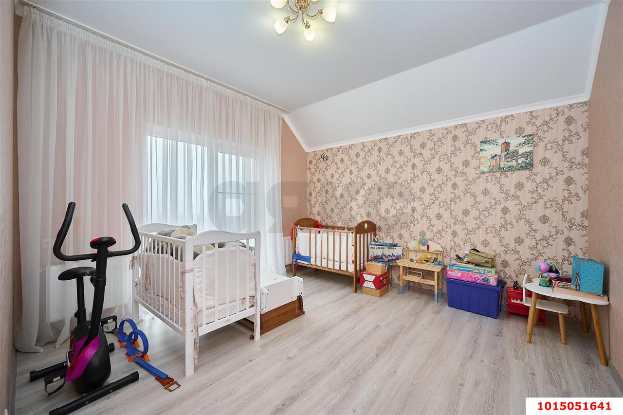 Фото №10: Дом 235&nbsp;м² + 10&nbsp;сот., 3&nbsp;эт. - Копанской, мкр. Прикубанский внутригородской округ, ул. Центральная, 19