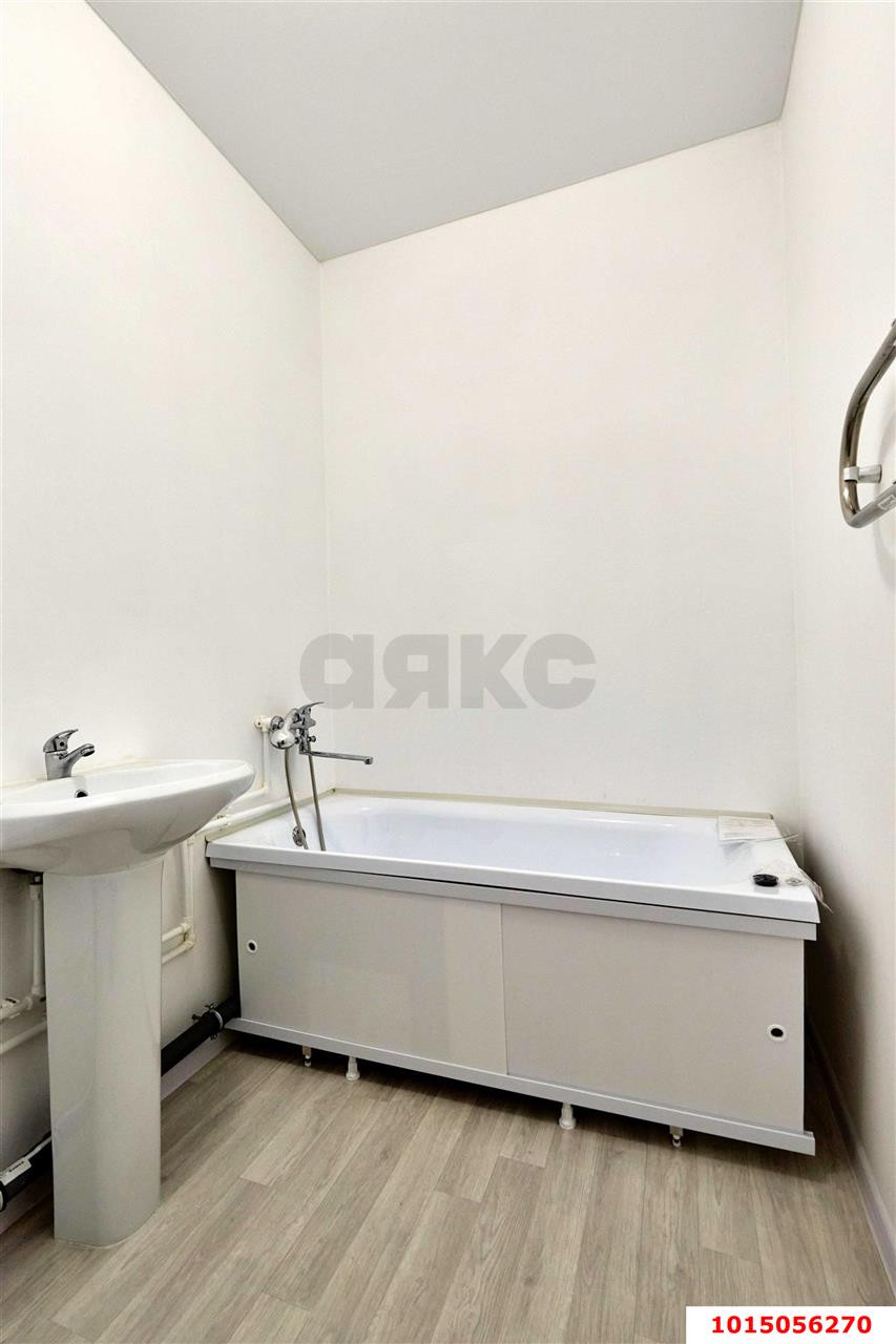 Фото №8: 2-комнатная квартира 64&nbsp;м², 16/16&nbsp;эт. - Краснодар, Прикубанский внутригородской округ, мкр. жилой комплекс Дыхание, ул. Лётчика Позднякова, 2к15