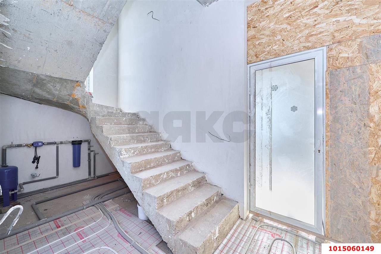 Фото №16: Дом 159&nbsp;м² + 4&nbsp;сот., 2&nbsp;эт. - Ленина, Карасунский внутригородской округ, мкр. квартал Золотистый, 59/8