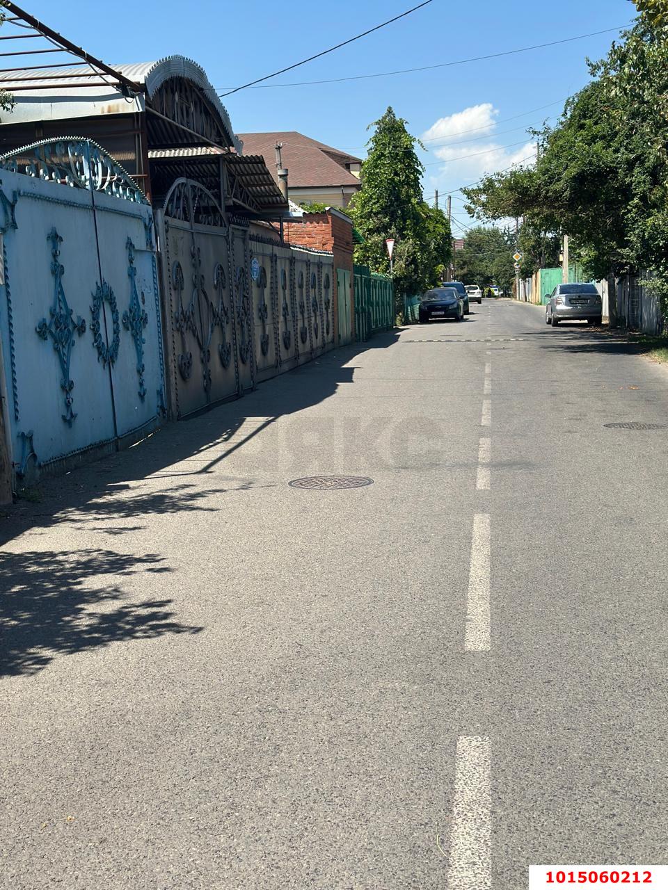 Фото №1: Дом 160&nbsp;м² + 9.25&nbsp;сот., 1&nbsp;эт. - Краснодар, Центральный внутригородской округ, мкр. Школьный, ул. 9 Мая, 32/1