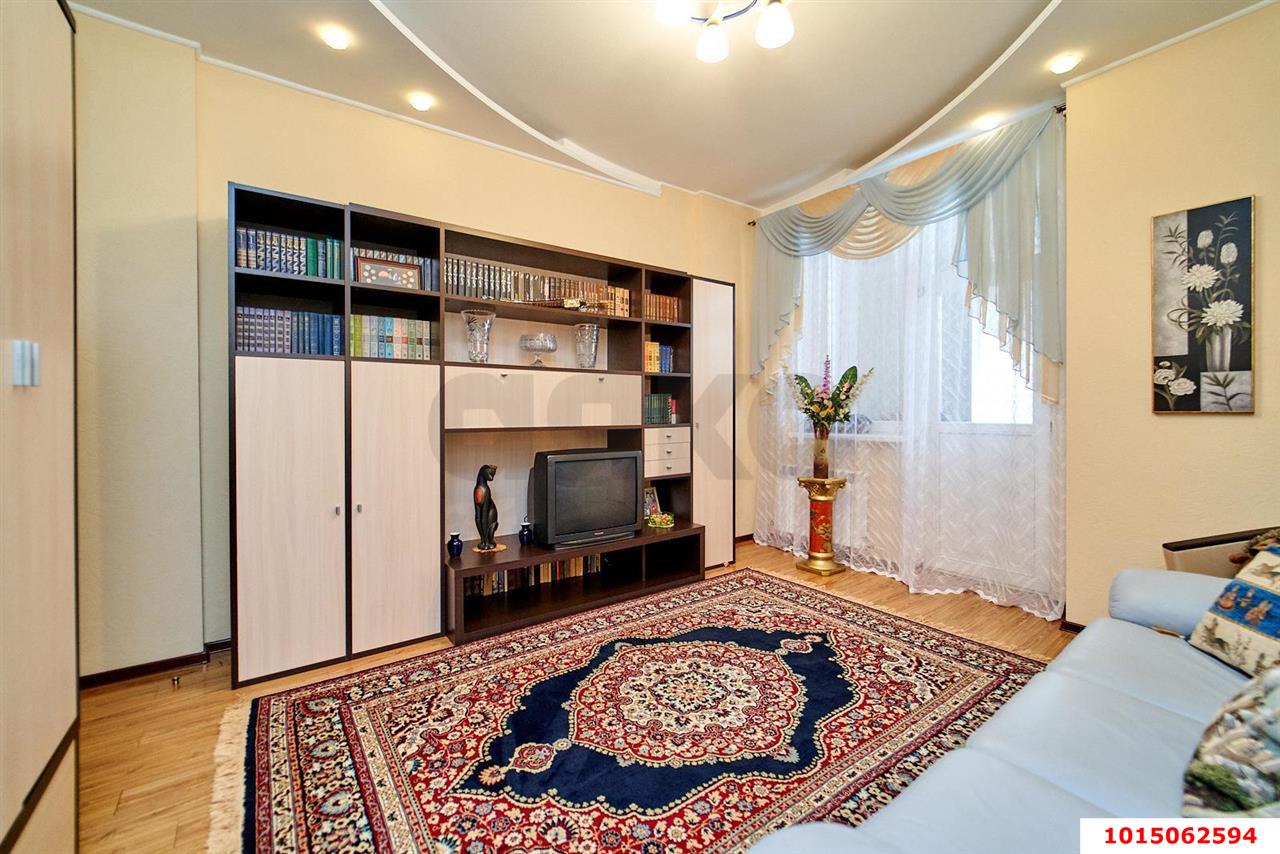 Фото №9: 3-комнатная квартира 117&nbsp;м², 3/16&nbsp;эт. - Краснодар, Западный внутригородской округ, мкр. Центральный, ул. Кубанская набережная, 58