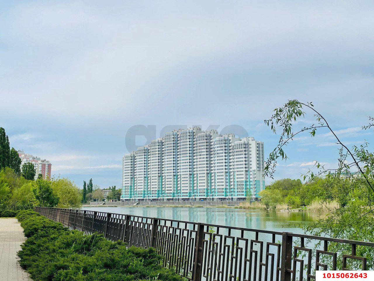 Фото №6: 2-комнатная квартира 66&nbsp;м², 13/23&nbsp;эт. - Краснодар, Карасунский внутригородской округ, Черёмушки, мкр. ЖК Дом у Озера, ул. Селезнёва, 104/1