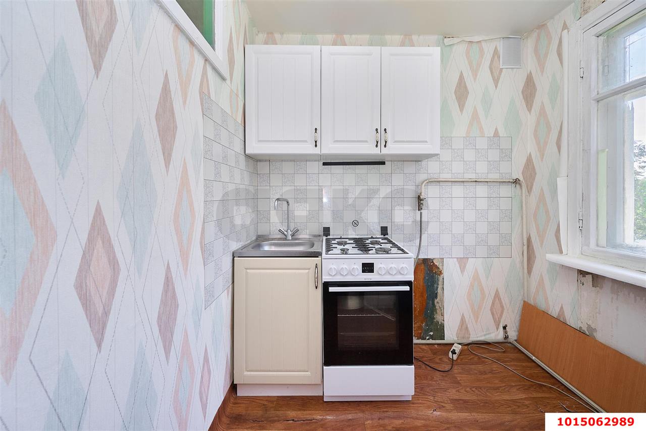 Фото №10: 2-комнатная квартира 44&nbsp;м², 5/5&nbsp;эт. - Краснодар, Центральный внутригородской округ, мкр. Черёмушки, ул. Айвазовского, 104