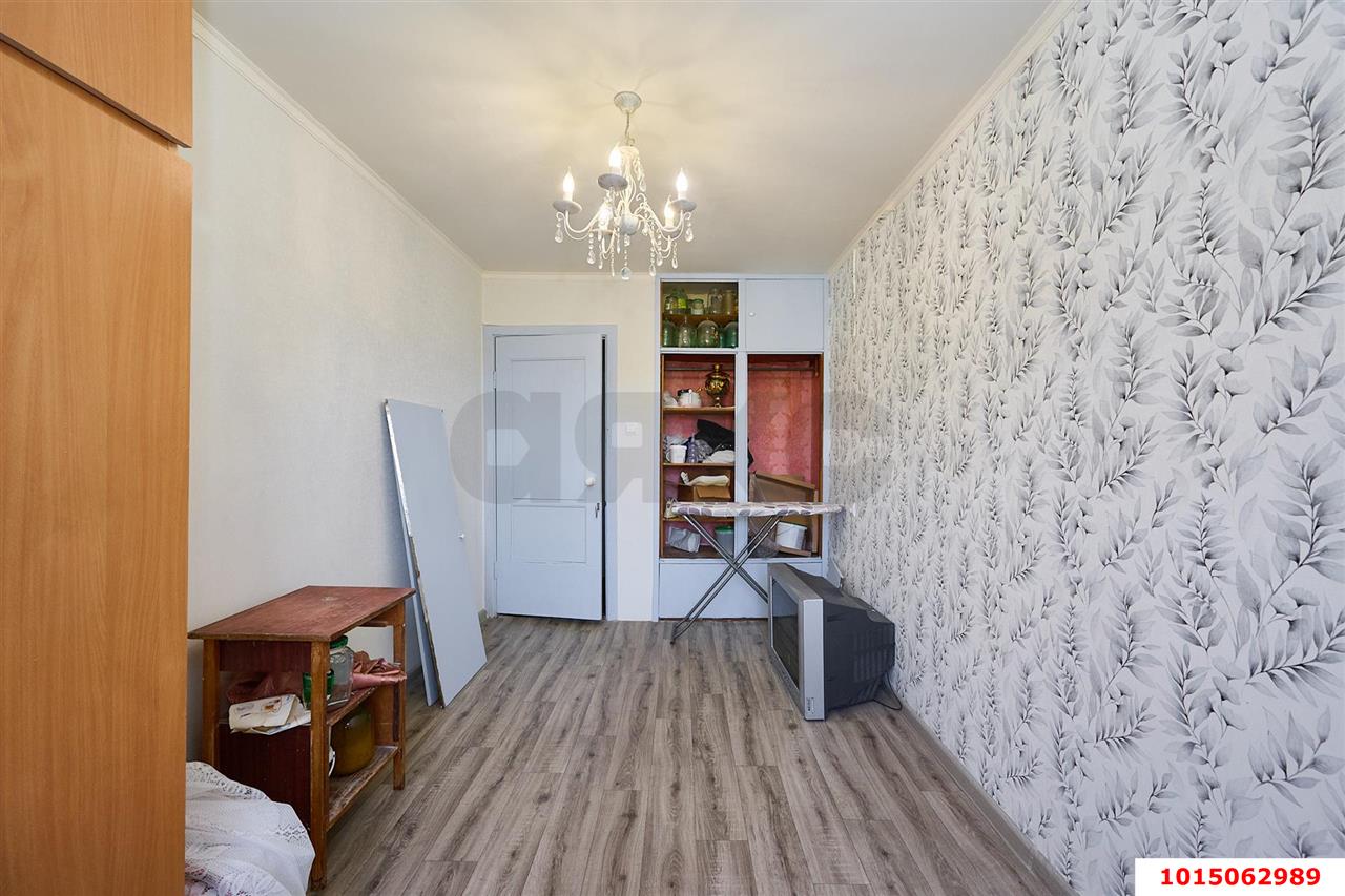 Фото №6: 2-комнатная квартира 44&nbsp;м², 5/5&nbsp;эт. - Краснодар, Центральный внутригородской округ, мкр. Черёмушки, ул. Айвазовского, 104