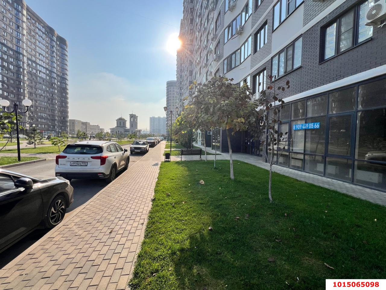 Фото №5: Торговое помещение 75&nbsp;м², 1/18&nbsp;эт. - Краснодар, Прикубанский внутригородской округ, Россинского, мкр. жилой комплекс Дружный-2, б-р Адмиралтейский, 3к3