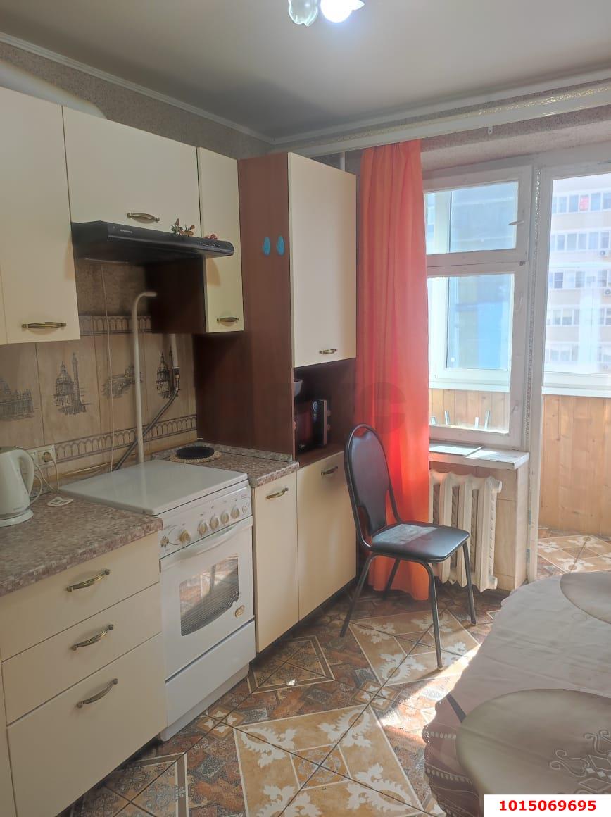 Фото №2: 2-комнатная квартира 46&nbsp;м², 9/9&nbsp;эт. - Краснодар, Карасунский внутригородской округ, мкр. Черёмушки, ул. Старокубанская, 125