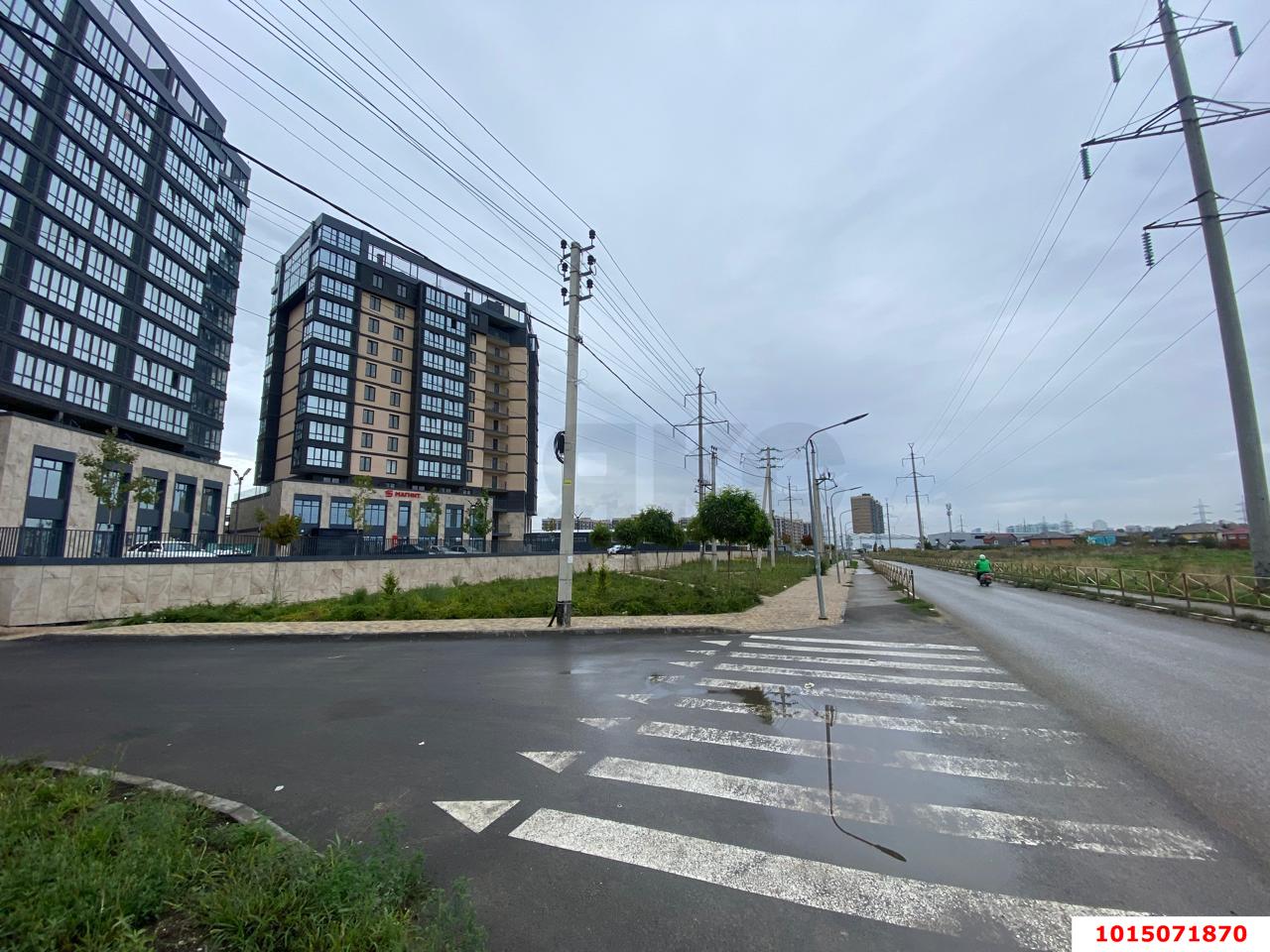 Фото №4: Торговое помещение 163&nbsp;м², 1/12&nbsp;эт. - Яблоновский, мкр. жилой комплекс Вектор, ул. Базовская, 21к4