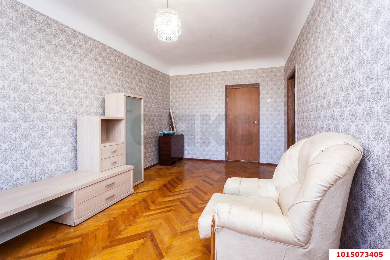 Фото №9: 3-комнатная квартира 64&nbsp;м², 3/5&nbsp;эт. - Краснодар, Карасунский внутригородской округ, мкр. Хлопчато-бумажный Комбинат, ул. Новороссийская, 182