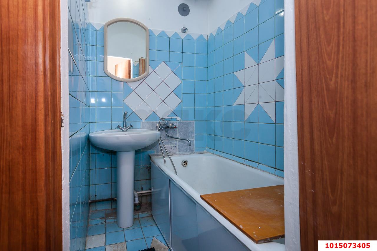 Фото №7: 3-комнатная квартира 64&nbsp;м², 3/5&nbsp;эт. - Краснодар, Карасунский внутригородской округ, мкр. Хлопчато-бумажный Комбинат, ул. Новороссийская, 182