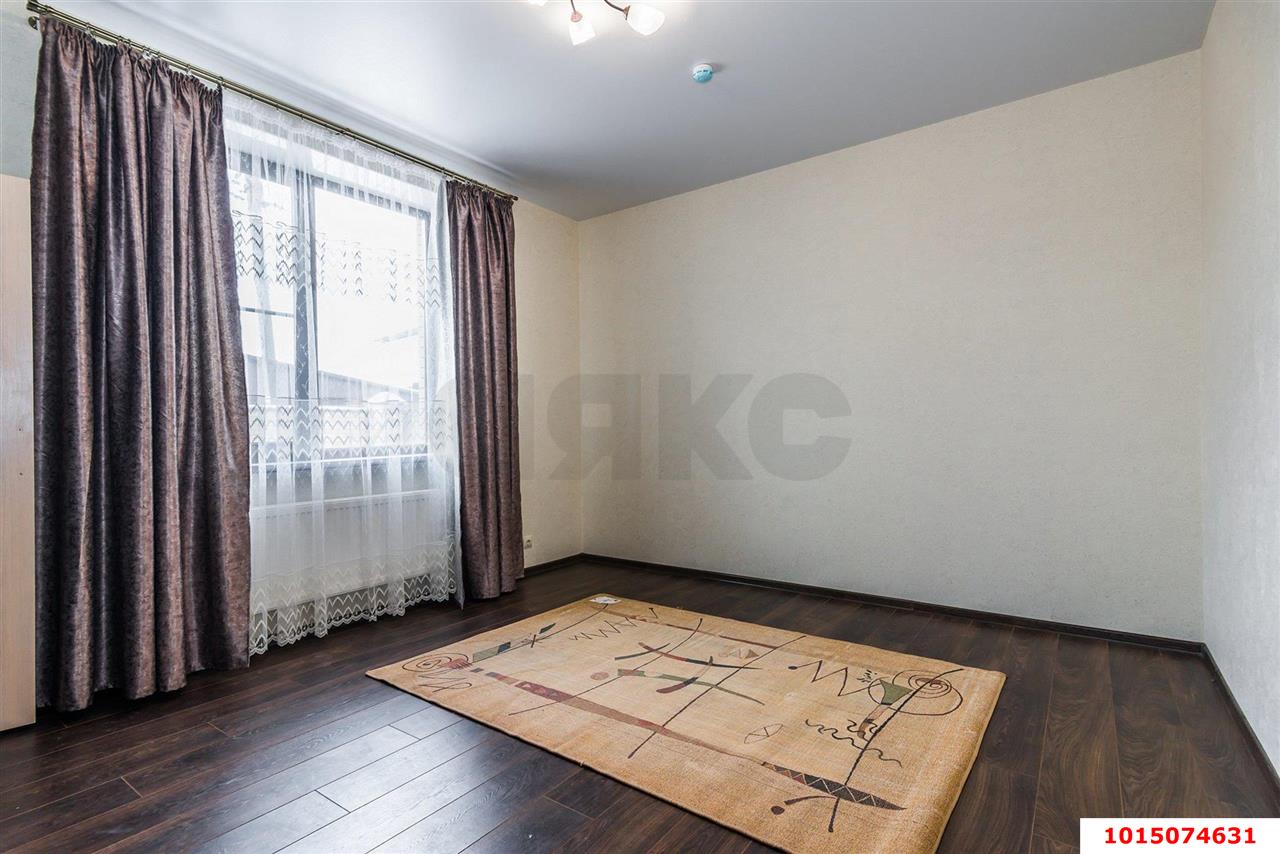 Фото №8: Дом 284&nbsp;м² + 6&nbsp;сот., 3&nbsp;эт. - Ветеран, мкр. Прикубанский внутригородской округ, ул. Сиреневая