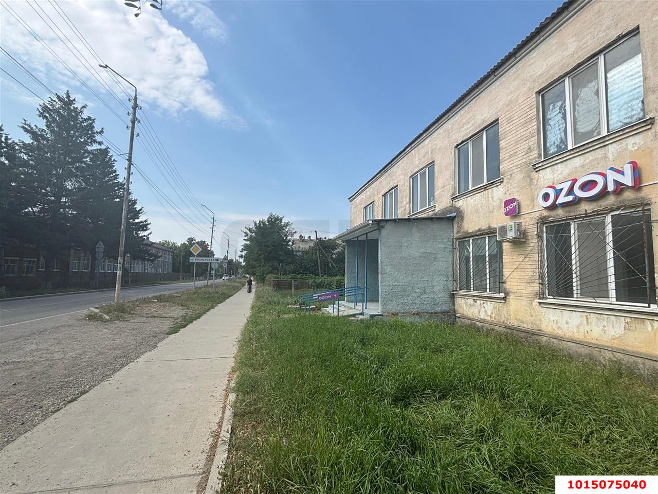 Фото №2: Торговое помещение 497&nbsp;м², 1/2&nbsp;эт. - Нововеличковская, ул. Красная, 34